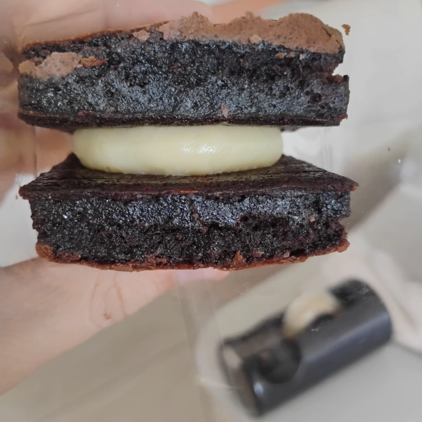 Brownie de Ninho com recheio cremoso