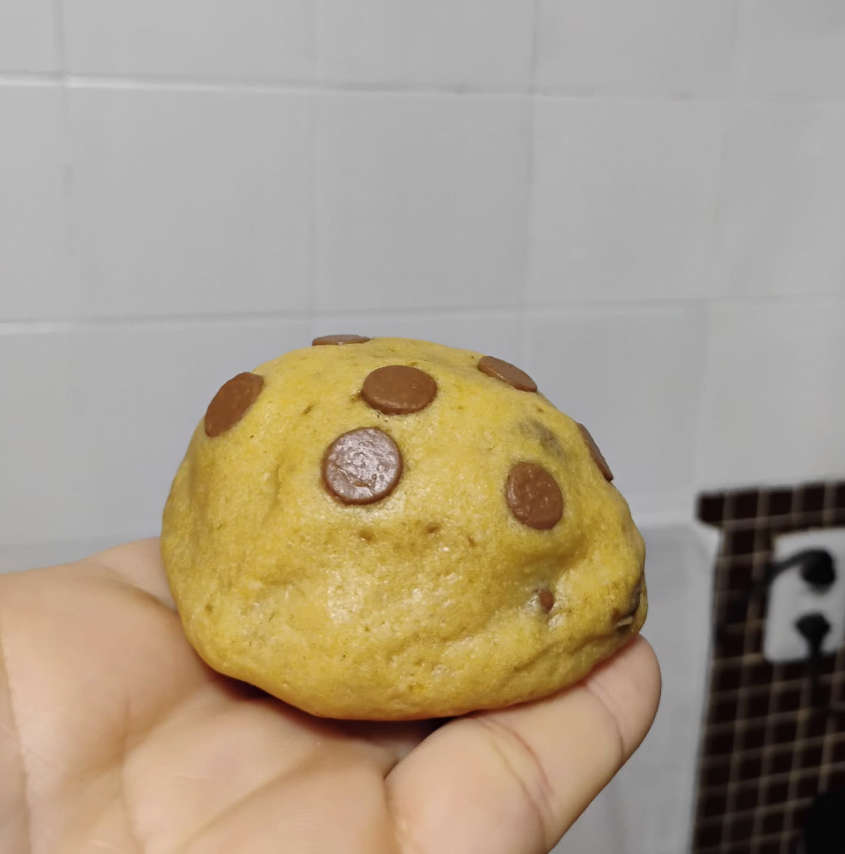 Cookie com gotas de chocolate